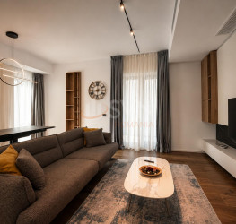 Apartament, 2 rooms with underground parking included Bucuresti/Herastrau