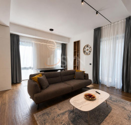 Apartament, 2 rooms with underground parking included Bucuresti/Herastrau