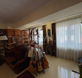 Apartament, 2 rooms with underground parking included Bucuresti/Dorobanti