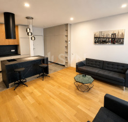 Apartament, 2 rooms with underground parking included Bucuresti/Timpuri Noi