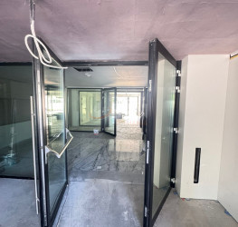 Apartament, 2 rooms with underground parking included Bucuresti/Pipera
