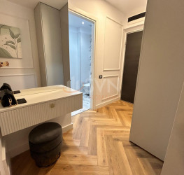Apartament, 2 rooms with underground parking included Bucuresti/Pipera