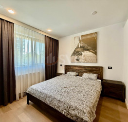 Apartament, 2 rooms with underground parking included Bucuresti/Herastrau