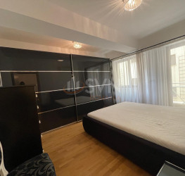 Apartament, 2 rooms with underground parking included Bucuresti/Herastrau