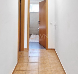 Apartament, 3 camere, 100 mp Brasov/Avantgarden