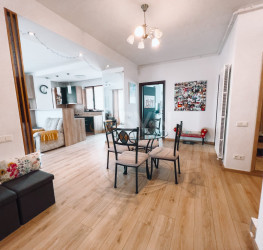 Apartament, 3 camere, 105.5 mp Bucuresti/Sisesti