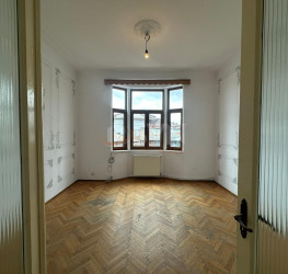 Apartament, 3 camere, 107 mp Bucuresti/Calea Calarasilor