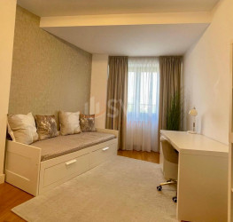 Apartament, 3 camere, 110 mp Bucuresti/Herastrau