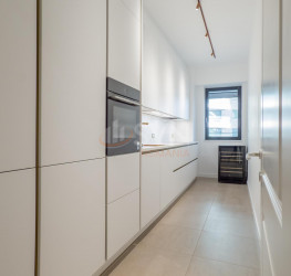 Apartament, 3 camere, 110 mp Bucuresti/Herastrau