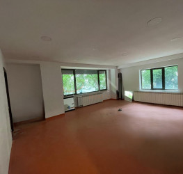 Apartament, 3 camere, 122 mp Bucuresti/Herastrau