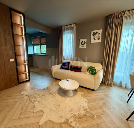 Apartament, 3 camere, 135 mp Bucuresti/Straulesti