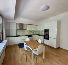 Apartament, 3 camere, 155 mp Bucuresti/Aviatorilor