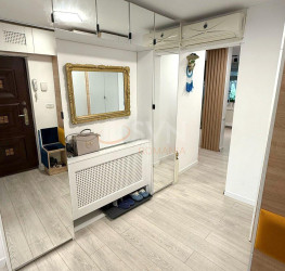 Apartament, 3 camere, 66.4 mp Bucuresti/Victoriei
