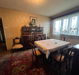 Apartament, 3 camere, 68 mp Bucuresti/Victoriei