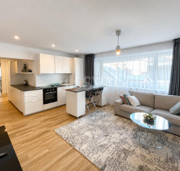 Apartament, 3 camere, 70 mp Bucuresti/Victoriei