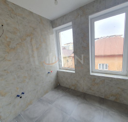 Apartament, 3 camere, 71 mp Bucuresti/Straulesti