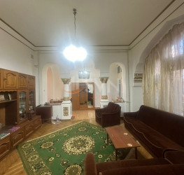 Apartament, 3 camere, 72 mp Bucuresti/Victoriei