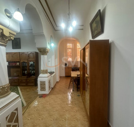 Apartament, 3 camere, 72 mp Bucuresti/Victoriei