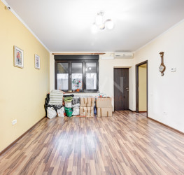 Apartament, 3 camere, 72 mp Bucuresti/Calea Calarasilor