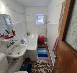 Apartament, 3 camere, 73.2 mp Bucuresti/Decebal