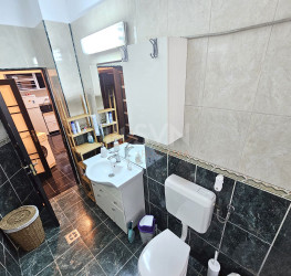 Apartament, 3 camere, 74 mp Bucuresti/Alba Iulia