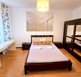 Apartament, 3 camere, 74 mp Bucuresti/Alba Iulia