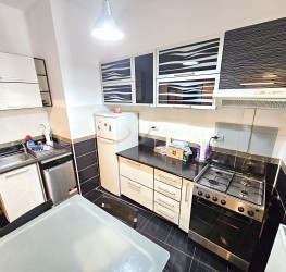 Apartament, 3 camere, 74 mp Bucuresti/Alba Iulia