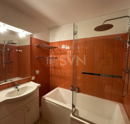 Apartament, 3 camere, 74 mp Bucuresti/P-ta Unirii