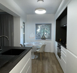 Apartament, 3 camere, 75 mp Bucuresti/Kiseleff