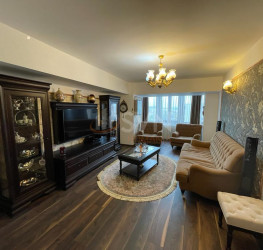 Apartament, 3 camere, 75 mp Bucuresti/Alba Iulia