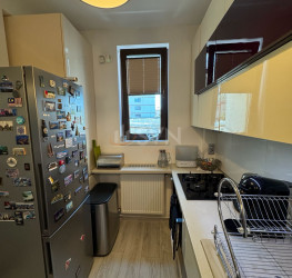 Apartament, 3 camere, 75.85 mp Bucuresti/Alba Iulia