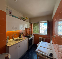 Apartament, 3 camere, 78 mp Bucuresti/Calea Victoriei