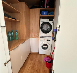 Apartament, 3 camere, 79 mp Bucuresti/Piata Victoriei