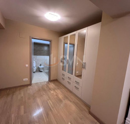 Apartament, 3 camere, 80 mp Bucuresti/Banu Manta