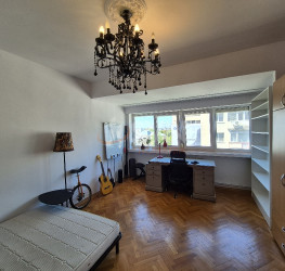 Apartament, 3 camere, 80 mp Bucuresti/Calea Victoriei