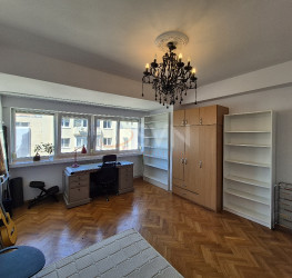 Apartament, 3 camere, 80 mp Bucuresti/Calea Victoriei