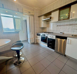 Apartament, 3 camere, 80 mp Bucuresti/Piata Victoriei