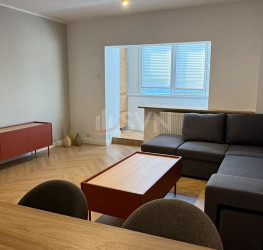 Apartament, 3 camere, 80 mp Bucuresti/P-ta Victoriei