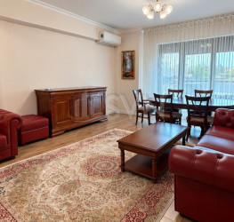Apartament, 3 camere, 81 mp Bucuresti/P-ta Victoriei