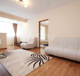 Apartament, 3 camere, 82 mp Bucuresti/Universitate