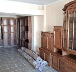 Apartament, 3 camere, 83 mp Bucuresti/Alba Iulia