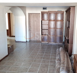 Apartament, 3 camere, 83 mp Bucuresti/Alba Iulia