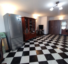 Apartament, 3 camere, 85 mp Bucuresti/P-ta Unirii