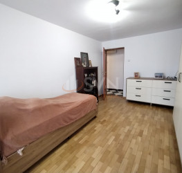 Apartament, 3 camere, 85 mp Bucuresti/P-ta Unirii