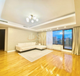 Apartament, 3 camere, 89.6 mp Bucuresti/Herastrau
