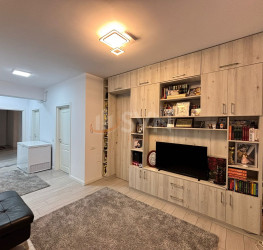 Apartament, 3 camere, 93 mp Bucuresti/Pipera