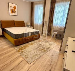 Apartament, 3 camere, 93 mp Bucuresti/P-ta Romana