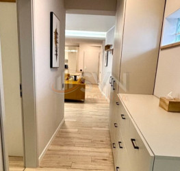 Apartament, 3 camere, 93 mp Bucuresti/P-ta Romana