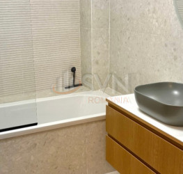 Apartament, 3 camere, 93 mp Bucuresti/P-ta Romana
