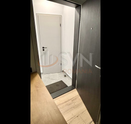 Apartament, 3 camere, 93 mp Bucuresti/P-ta Romana